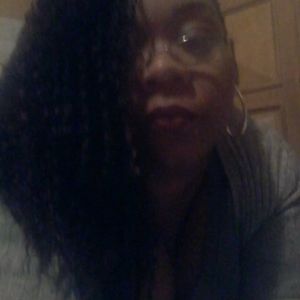 Meet your Posher, Evelyn